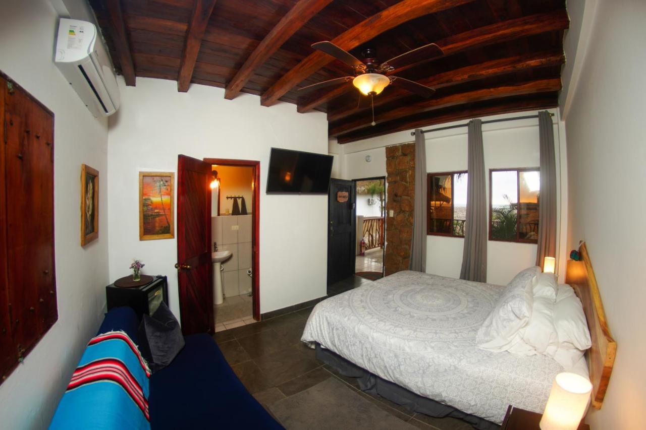 Tres Palmas Hotel Montañita Buitenkant foto